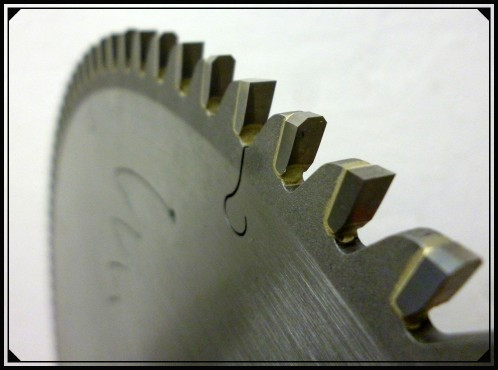 TCT körfűrészlap acélcsőhöz TCT fűrészlap acélcső marásvágó géphez TCT Saw blade for steel pipe milling cut-off machine