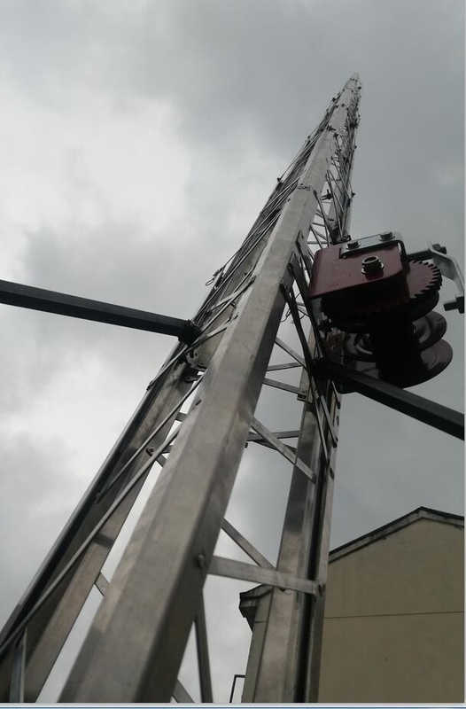20m telecom tower winch up lattice tower sectional aluminum lattice tower self support tower antenna tower